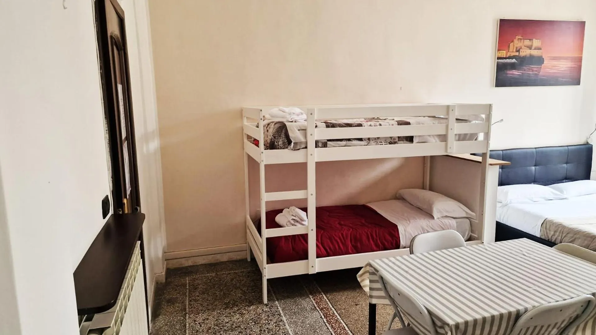 Il Rifugio Di Garibaldi Bed & Breakfast Naples 2*,  Italy