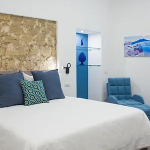Blue Plebiscito Guest house